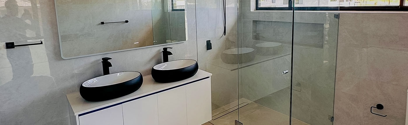 Brightness-Glass-and-Glazing-Services-Pty-Ltd---Frameless-Shower-Screen-Installation-Service-in-Sydney-03